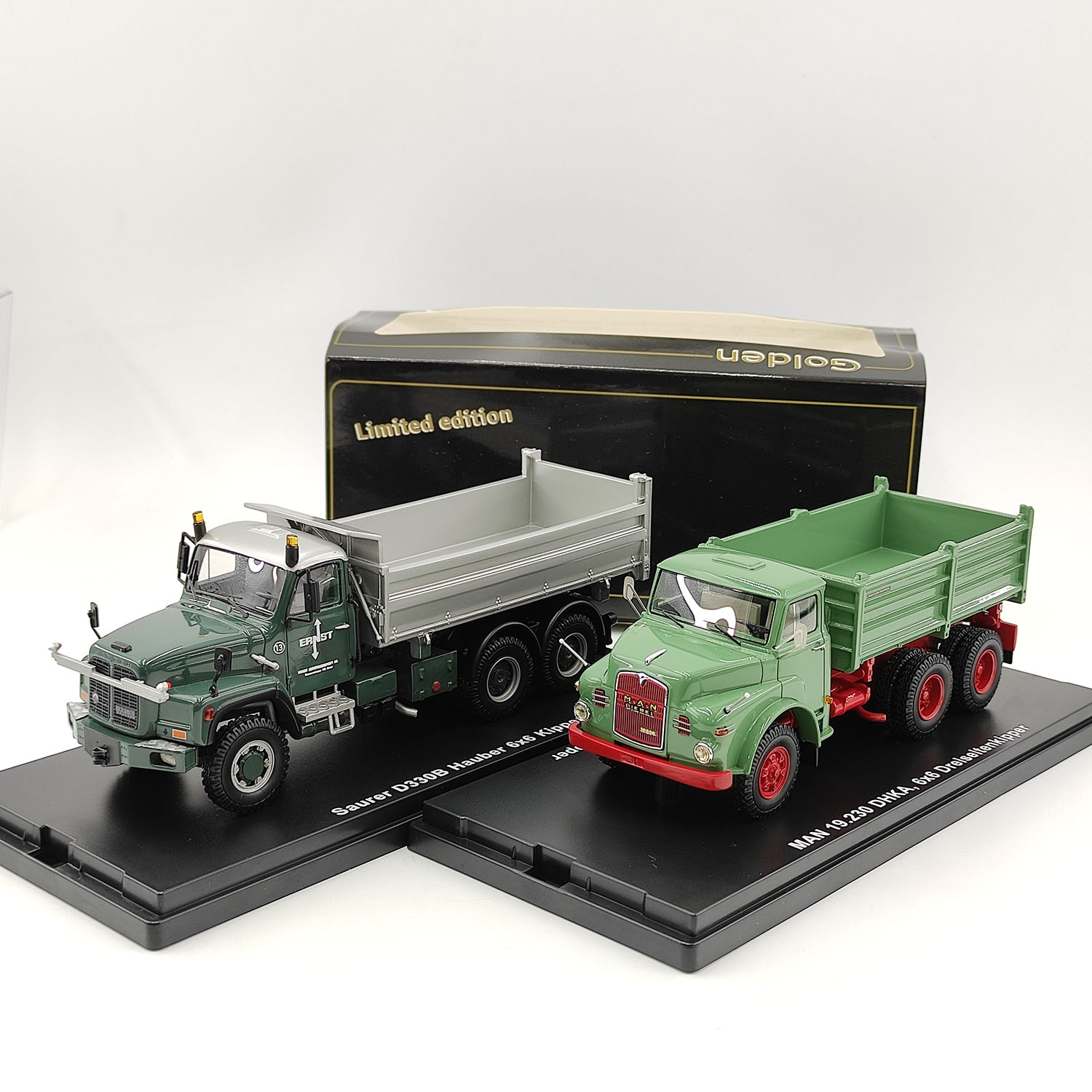 Men Accessories Collection - Golden Oldies 1:50 Ölçekli Saurer D330B/MAN