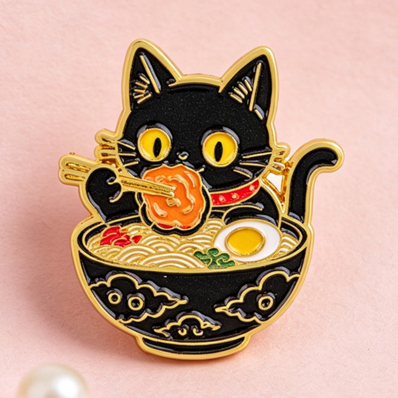 Erişte Yiyen Sevimli Siyah Ked - Lapel Pin Enamel incelemesi ve fiyatı